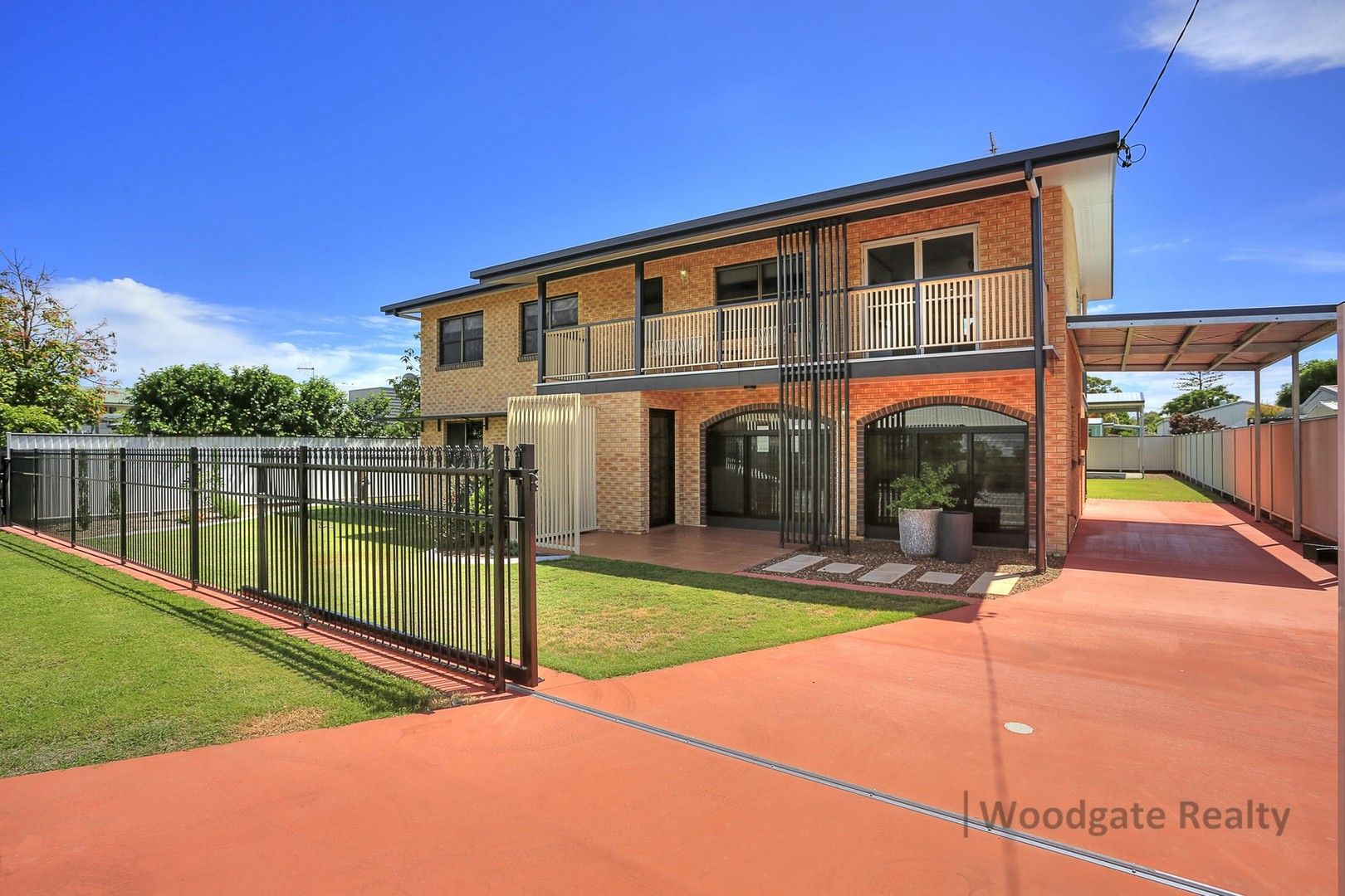 4 bedrooms House in 2 Willow Court WOODGATE QLD, 4660