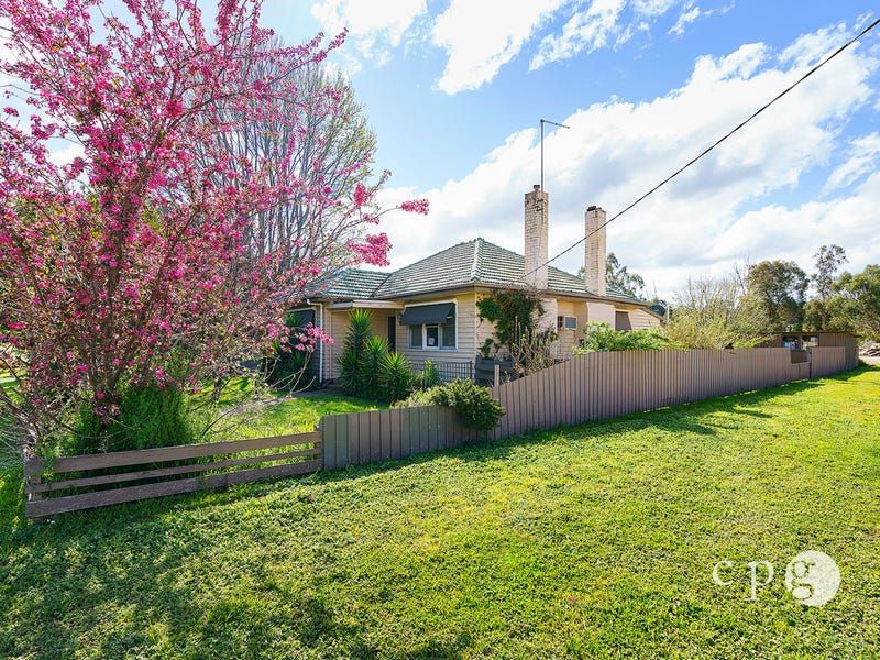 32 Elizabeth Street, Castlemaine VIC 3450, Image 0