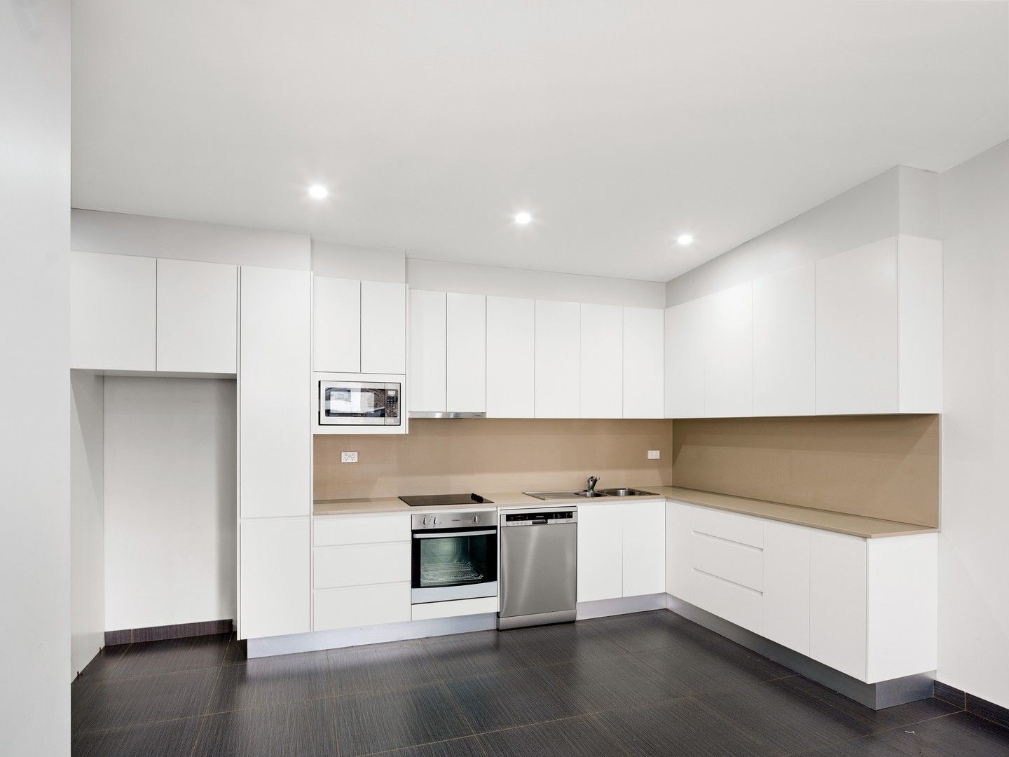 2 bedrooms Apartment / Unit / Flat in 3/46 Cronulla Street CRONULLA NSW, 2230