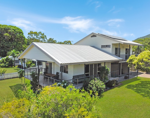 24 Birt Street, Picnic Bay QLD 4819