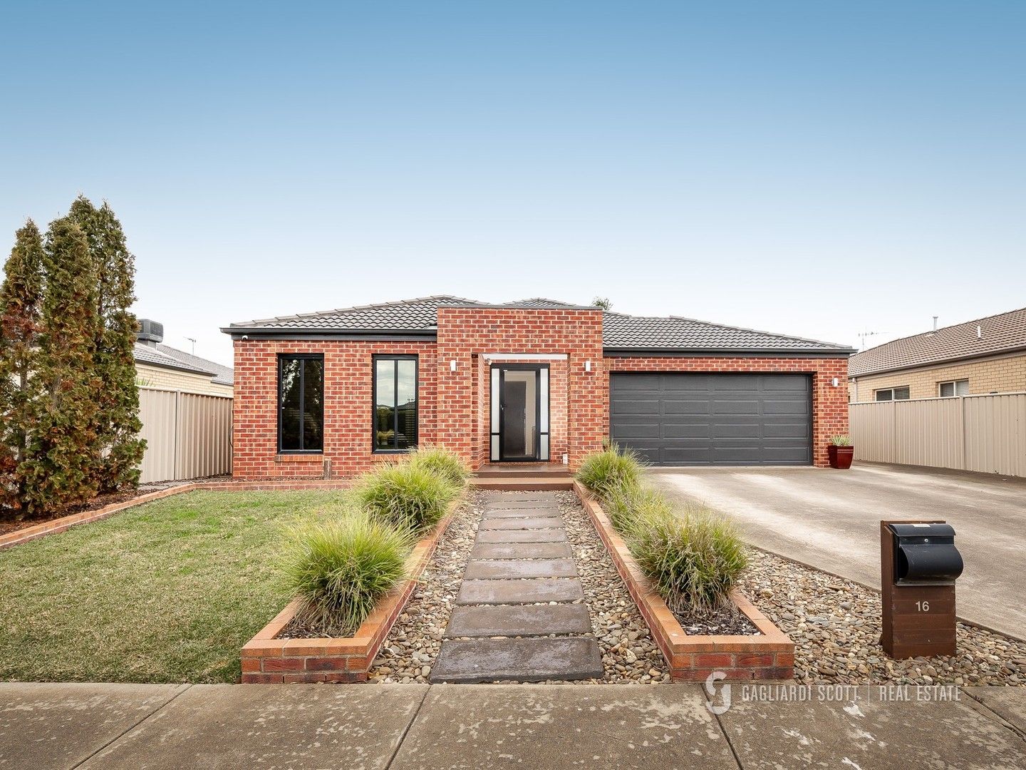 16 Settlers Drive, Kialla VIC 3631, Image 0