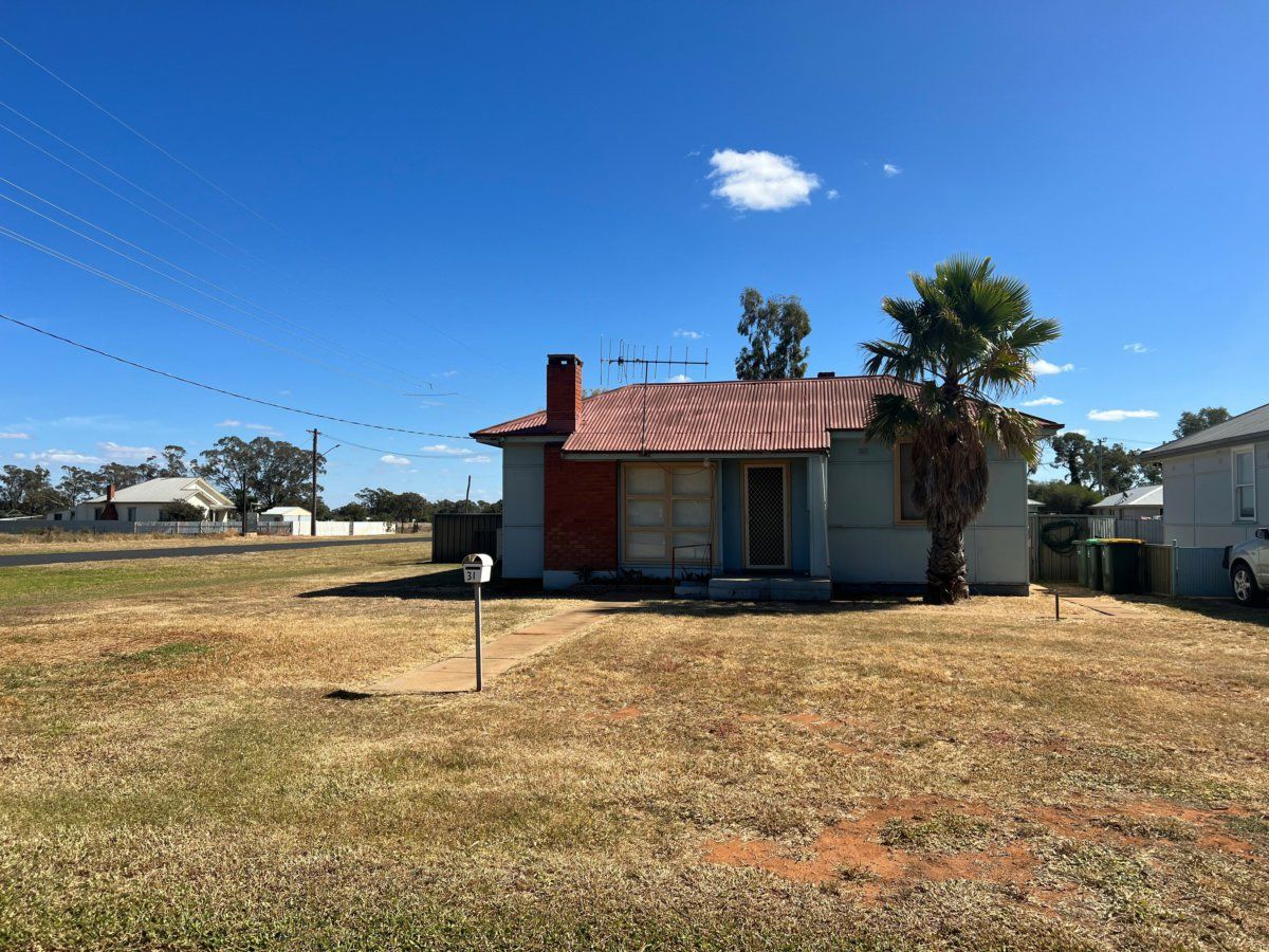 31 Campbell Street, Trangie NSW 2823, Image 0