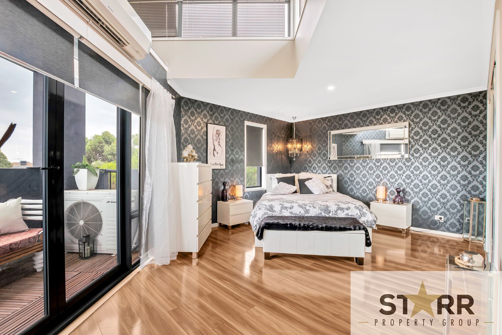 4/8 Sherdley Green, Caroline Springs VIC 3023, Image 1