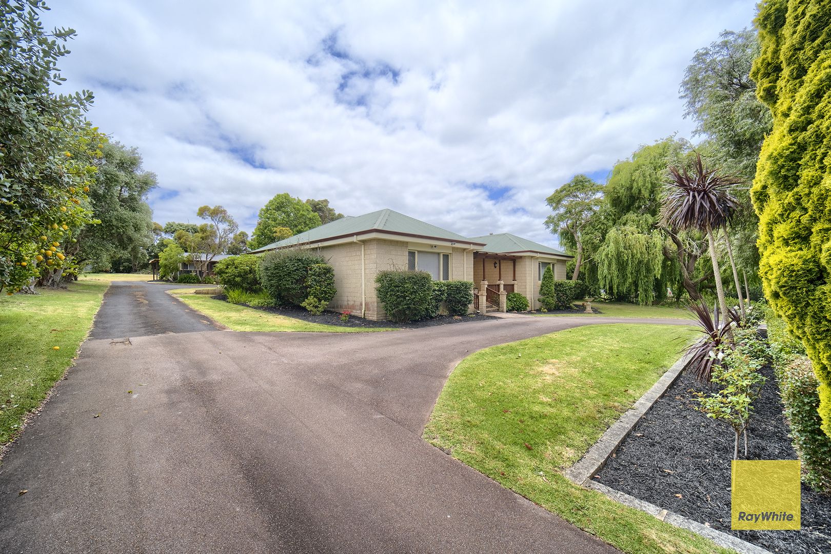 45 Beaufort Road, Yakamia WA 6330, Image 2