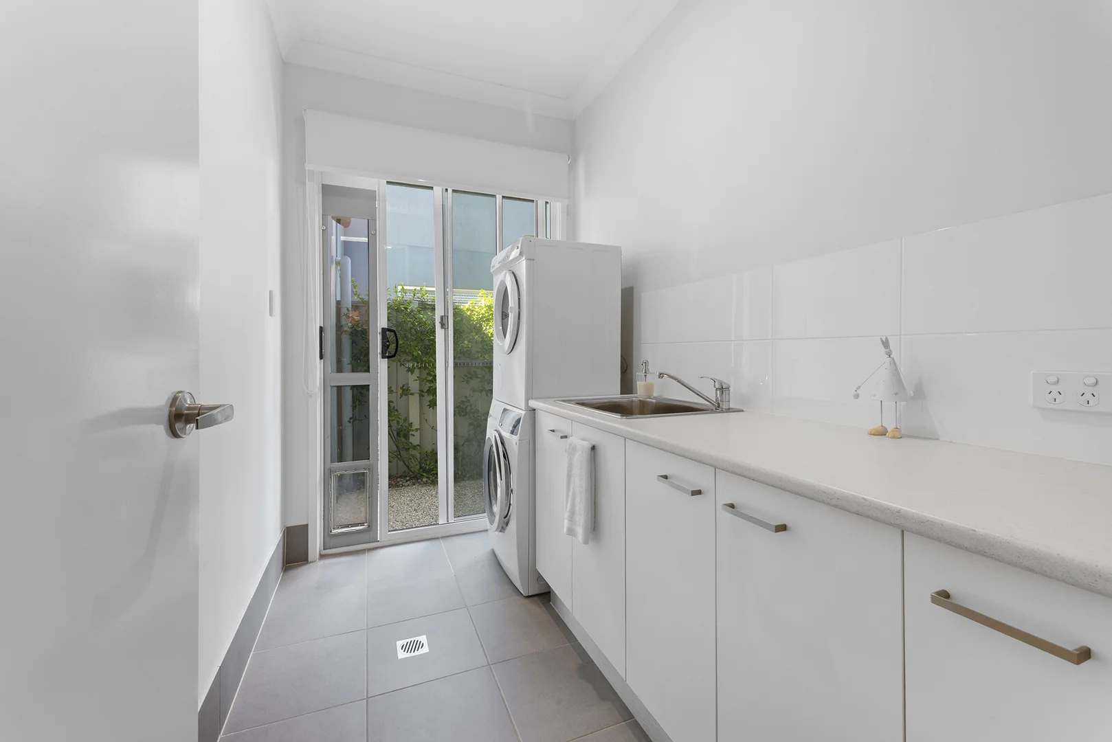 Additional image 15 of 24 Capella Drive, Redland Bay QLD 4165