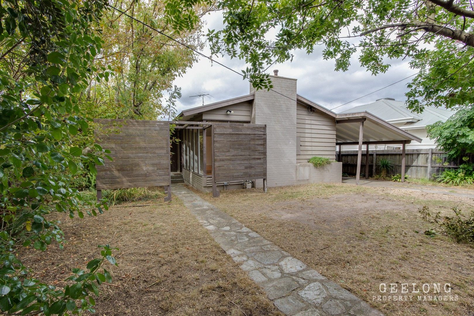 3 bedrooms House in 219 High St BELMONT VIC, 3216