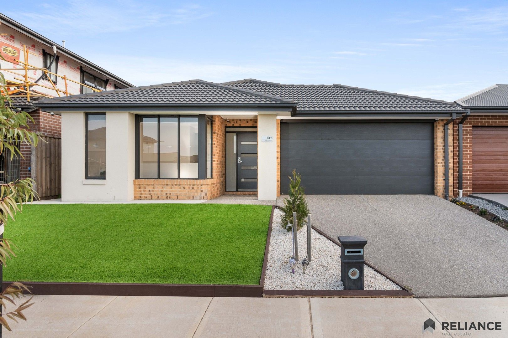 4 bedrooms House in 102 Millbrook Drive WYNDHAM VALE VIC, 3024
