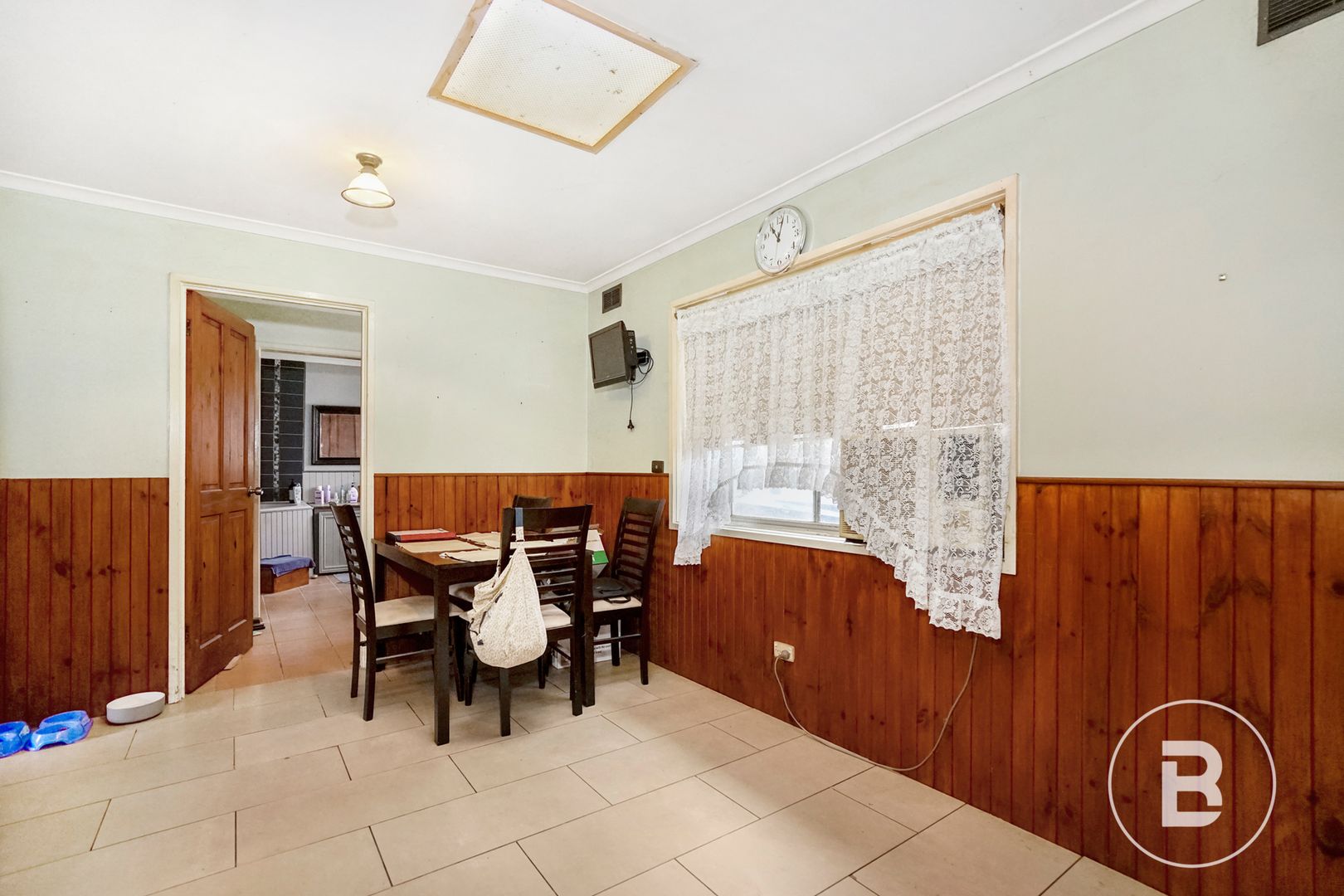 6 Lawanna Court, Delacombe VIC 3356, Image 2