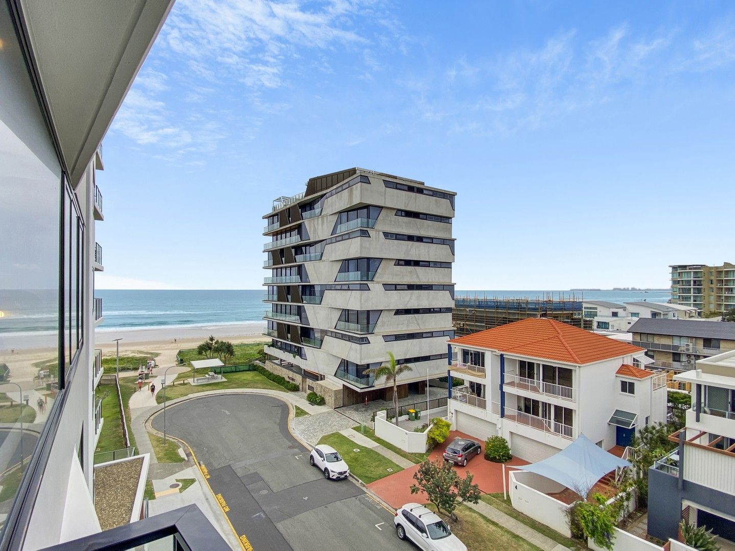 2 bedrooms Apartment / Unit / Flat in 501/3 Twenty Third Ave PALM BEACH QLD, 4221