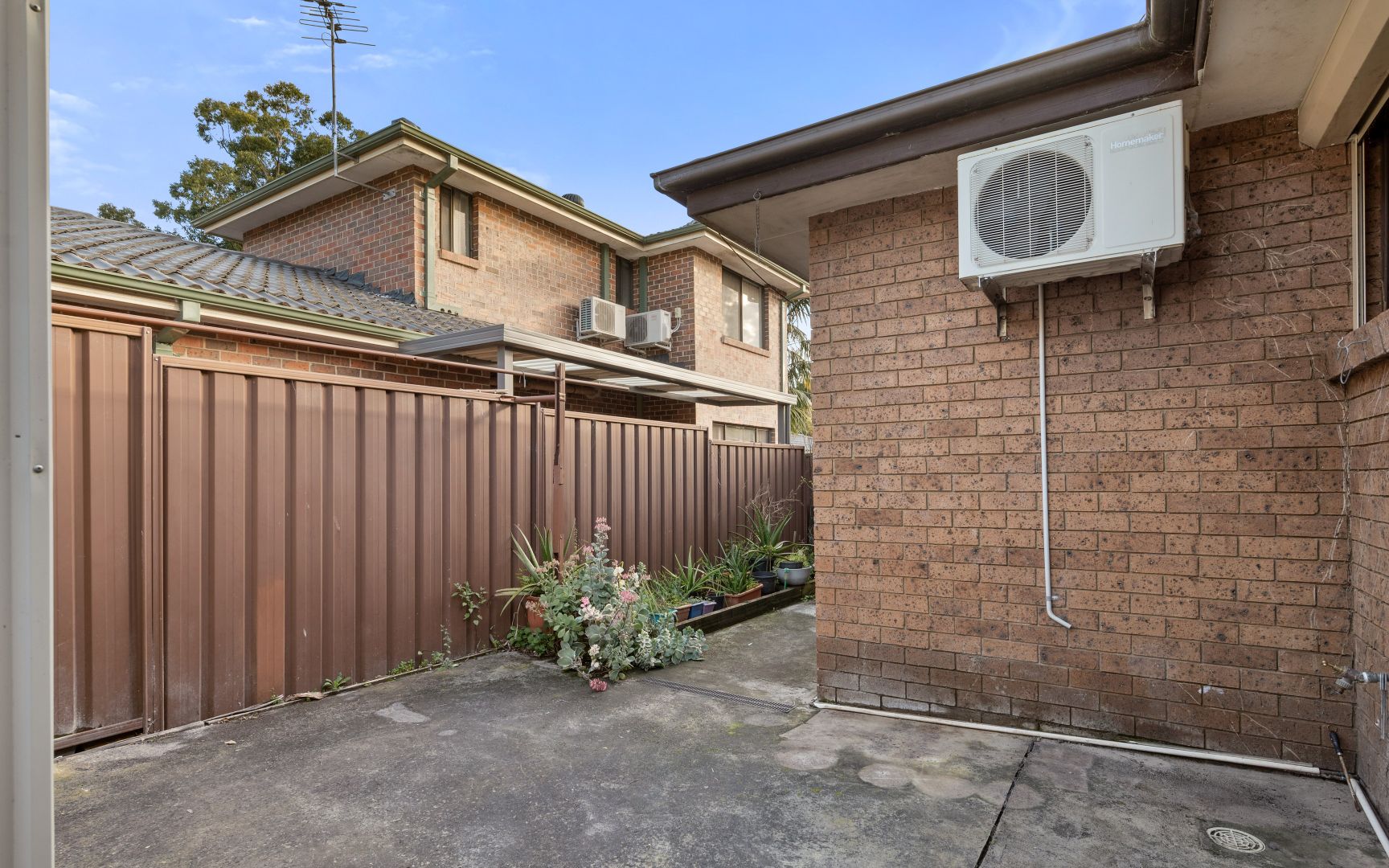 3/4 Mary Street, Macquarie Fields NSW 2564, Image 1