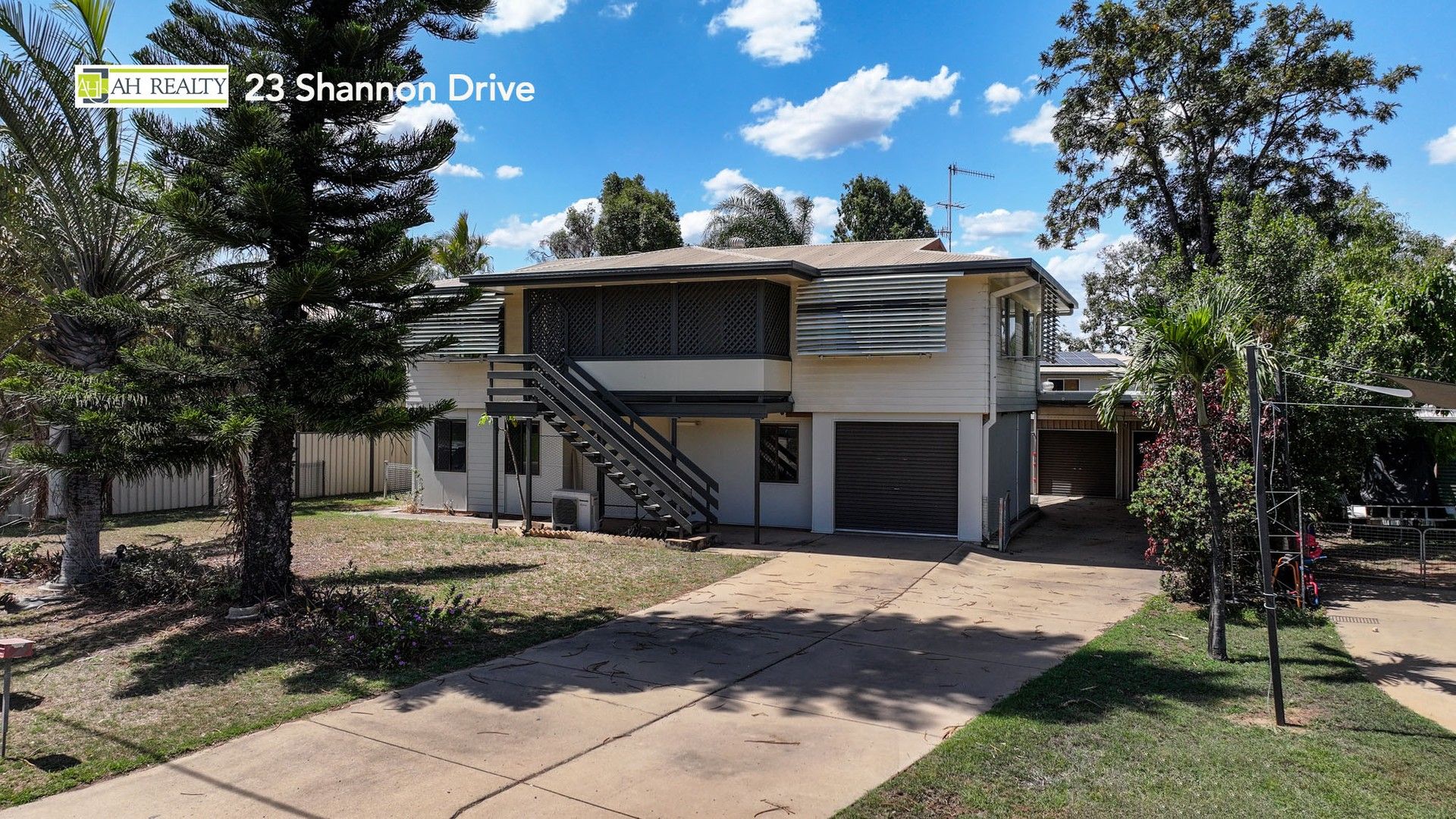 5 bedrooms House in 23 Shannon Drive MORANBAH QLD, 4744