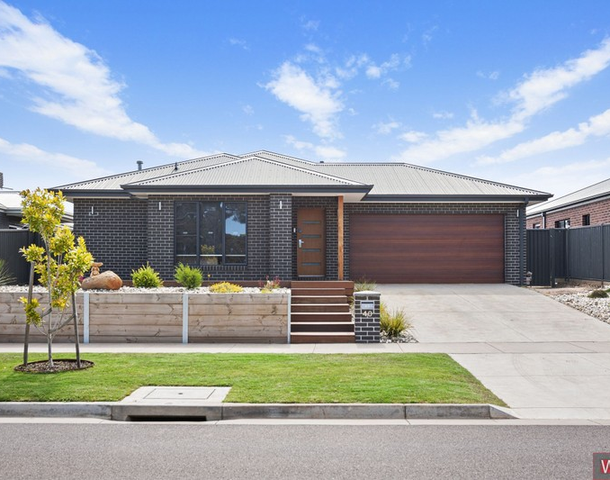 40 Arranmore Drive, Miners Rest VIC 3352