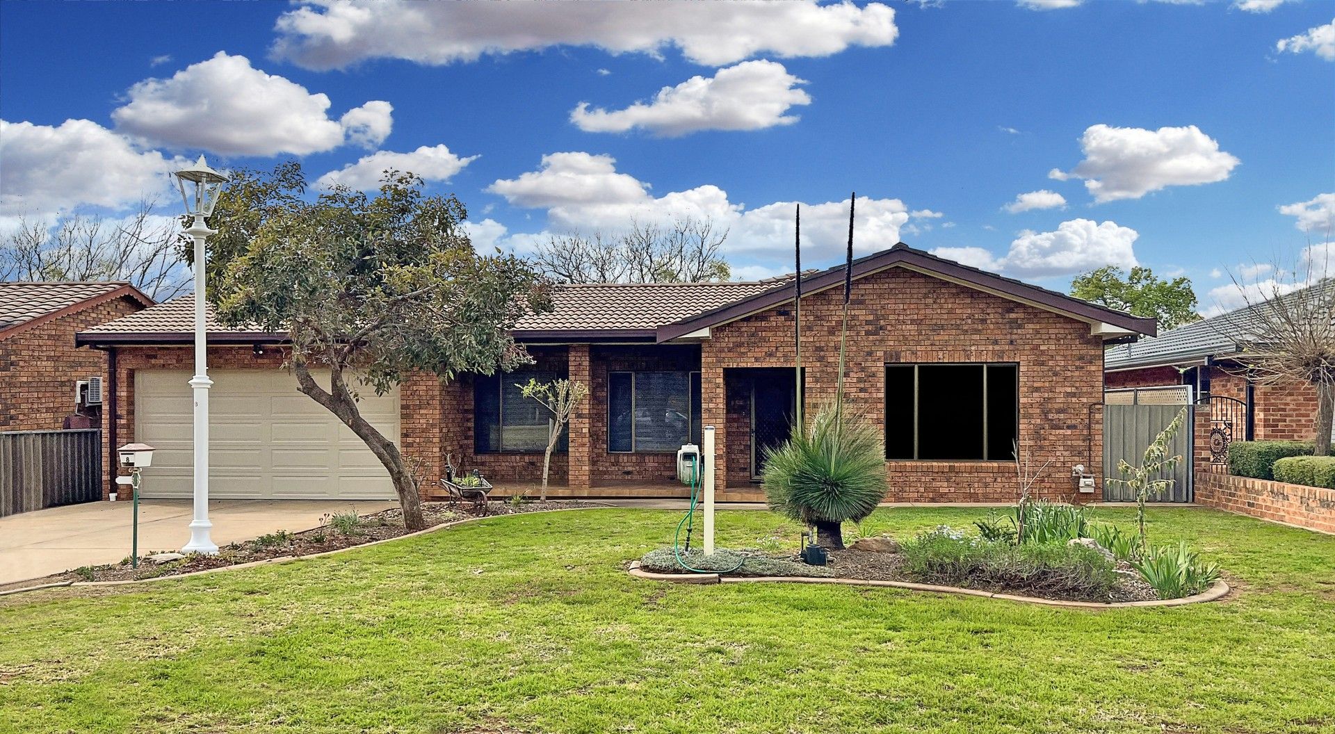 4 bedrooms House in 8 Royal Parade DUBBO NSW, 2830