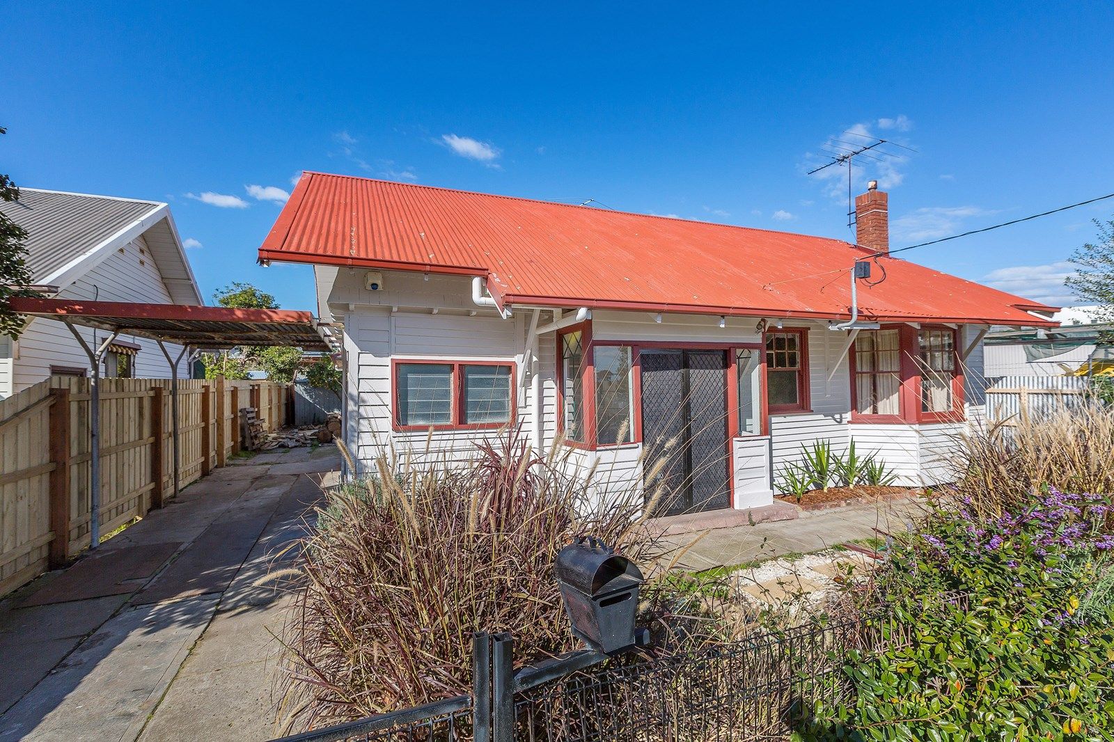 17 Banool Avenue, Yarraville VIC 3013, Image 2