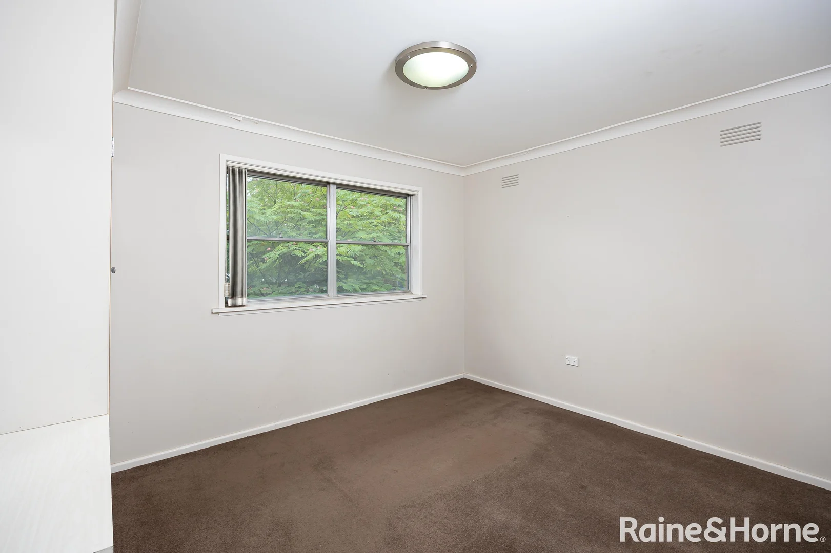 Additional image 9 of 35 Waranga Avenue, Mount Austin NSW 2650