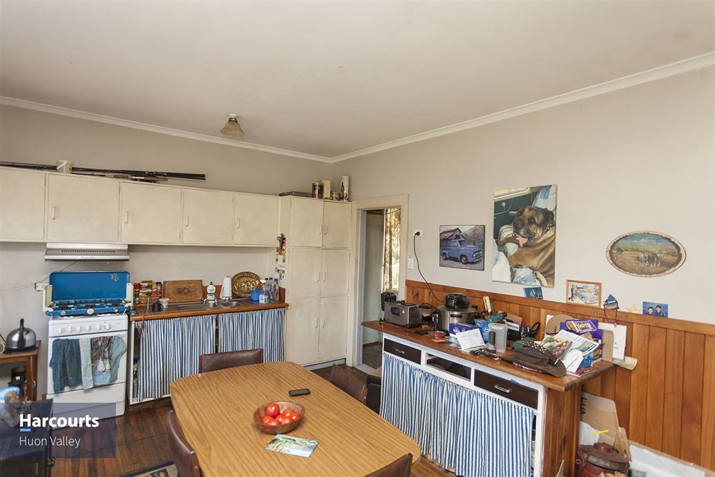 56 Arve Road, Geeveston TAS 7116, Image 2