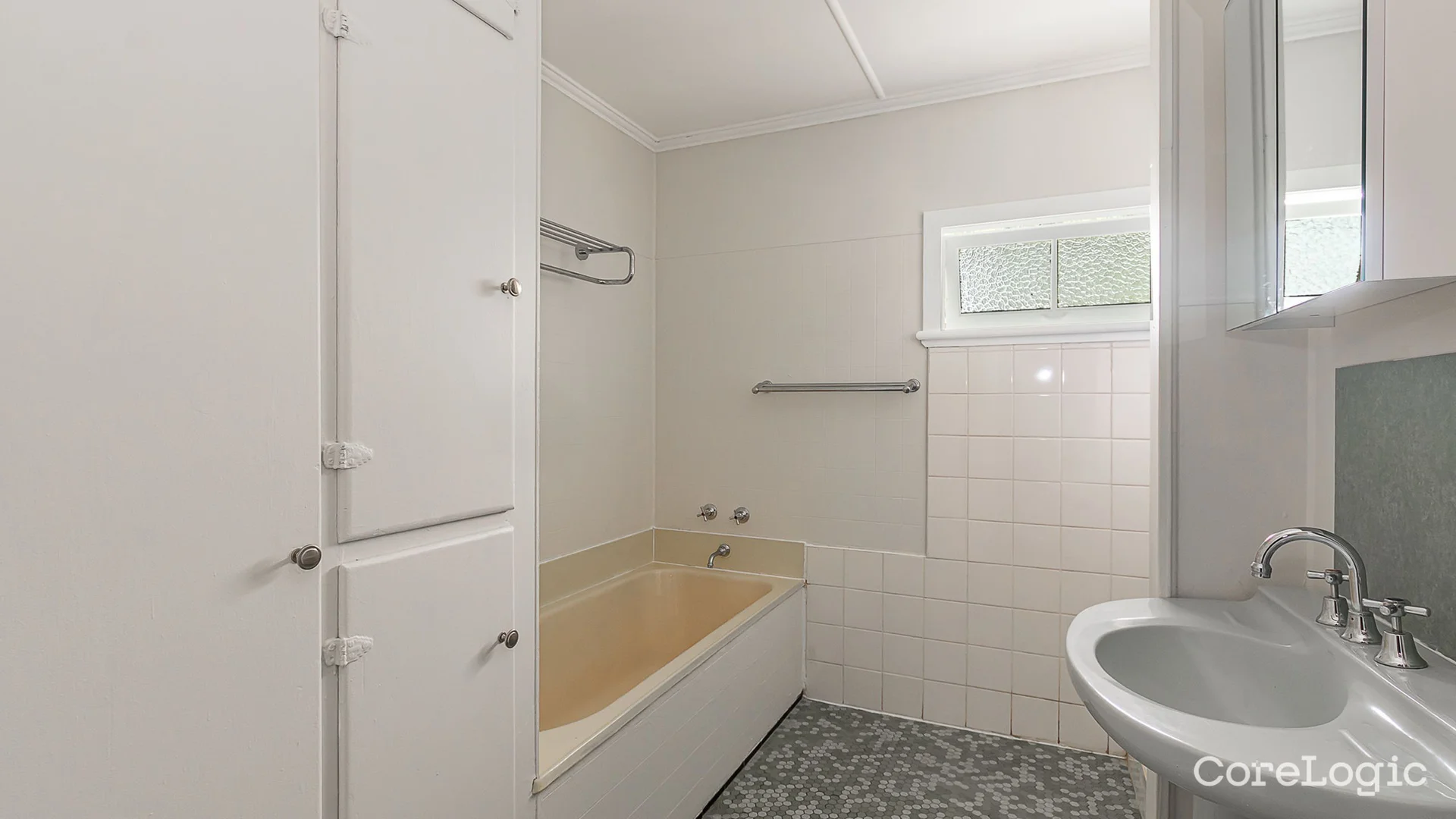 Additional image 6 of Belgian Gardens QLD 4810