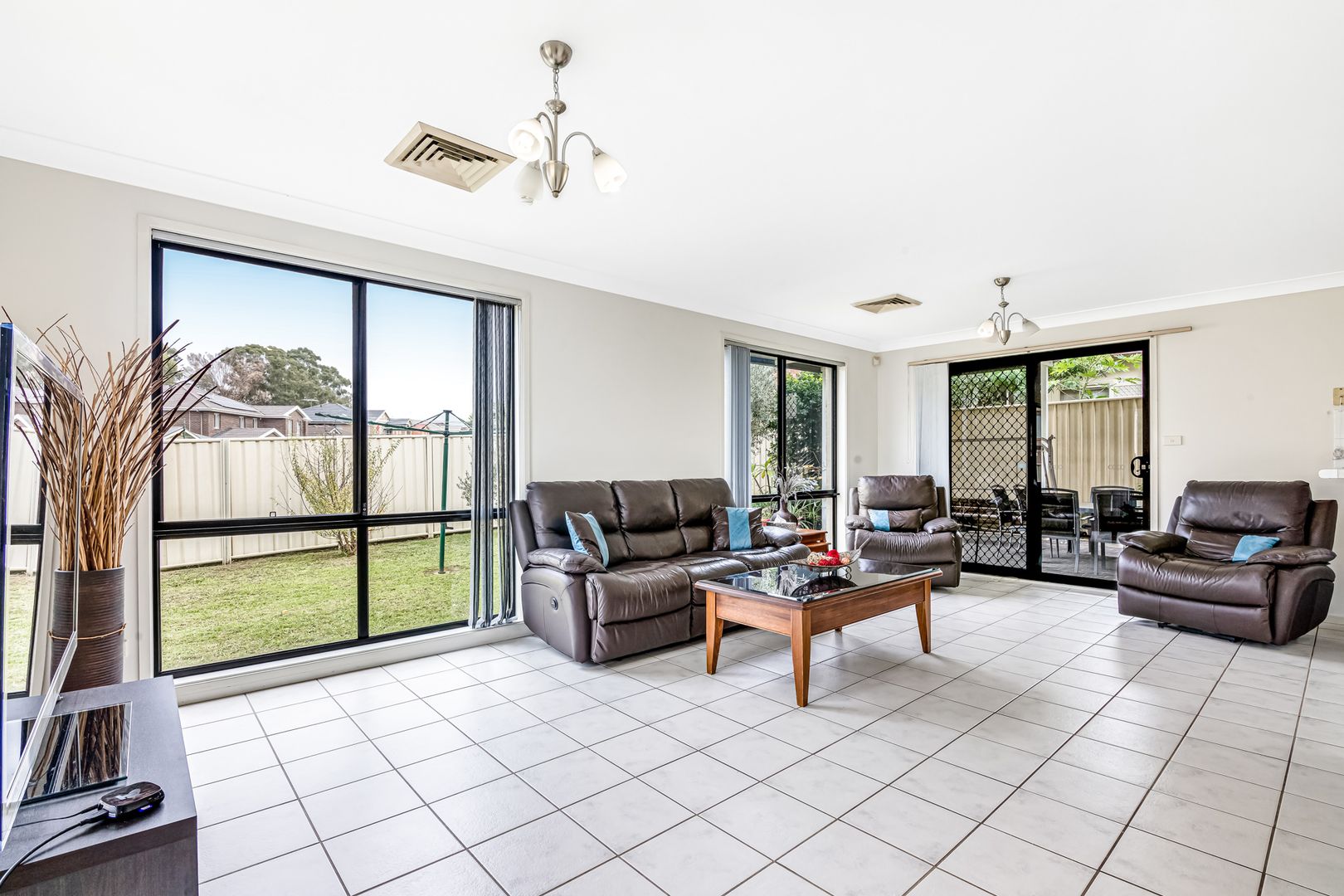 2 Messina Circuit, Prestons NSW 2170, Image 2