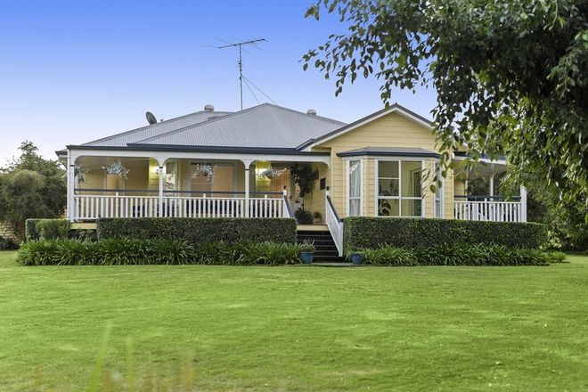 Picture of 68 Fitton Road, MOUNT RASCAL QLD 4350