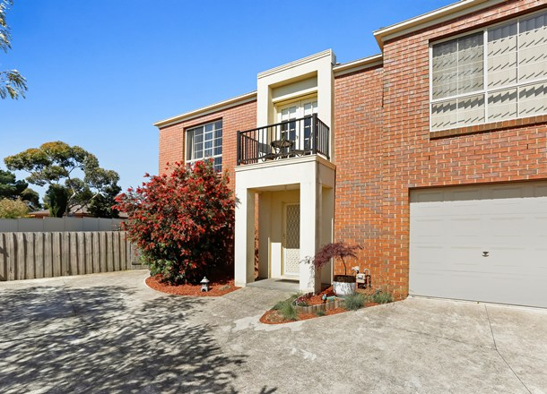 10/32 Papworth Place, Meadow Heights VIC 3048