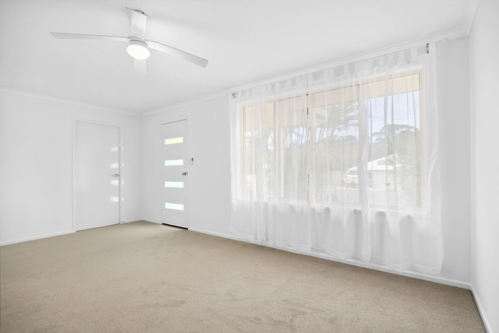82 Golden Hind Avenue, Cooloola Cove QLD 4580, Image 2