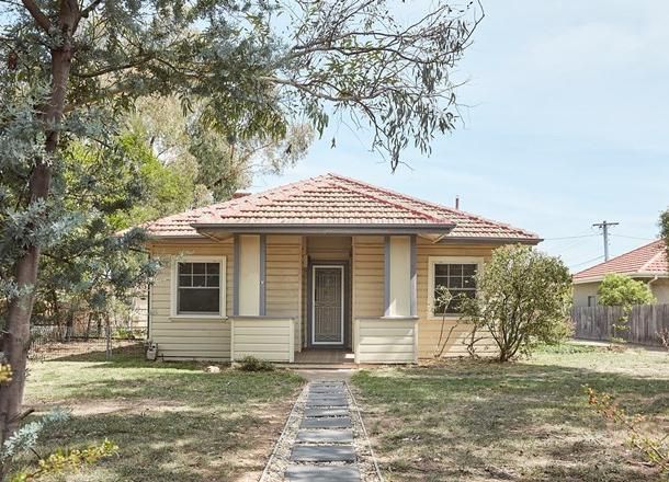 5 bedrooms House in 23 Corroboree Park AINSLIE ACT, 2602