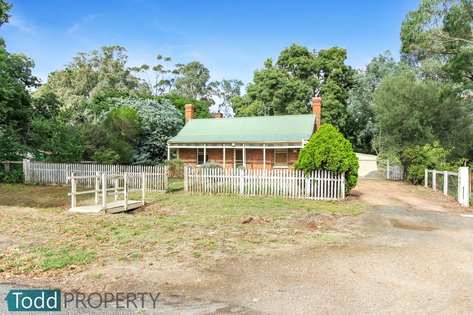 9 Kilmore Road, Heathcote VIC 3523, Image 0