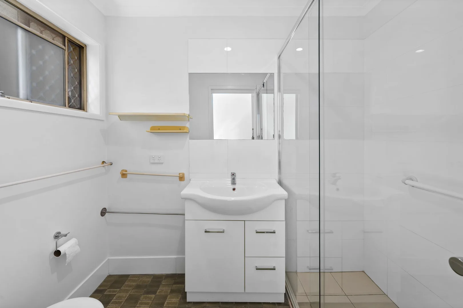 Additional image 6 of 1/10 Enid Avenue, Southport QLD 4215