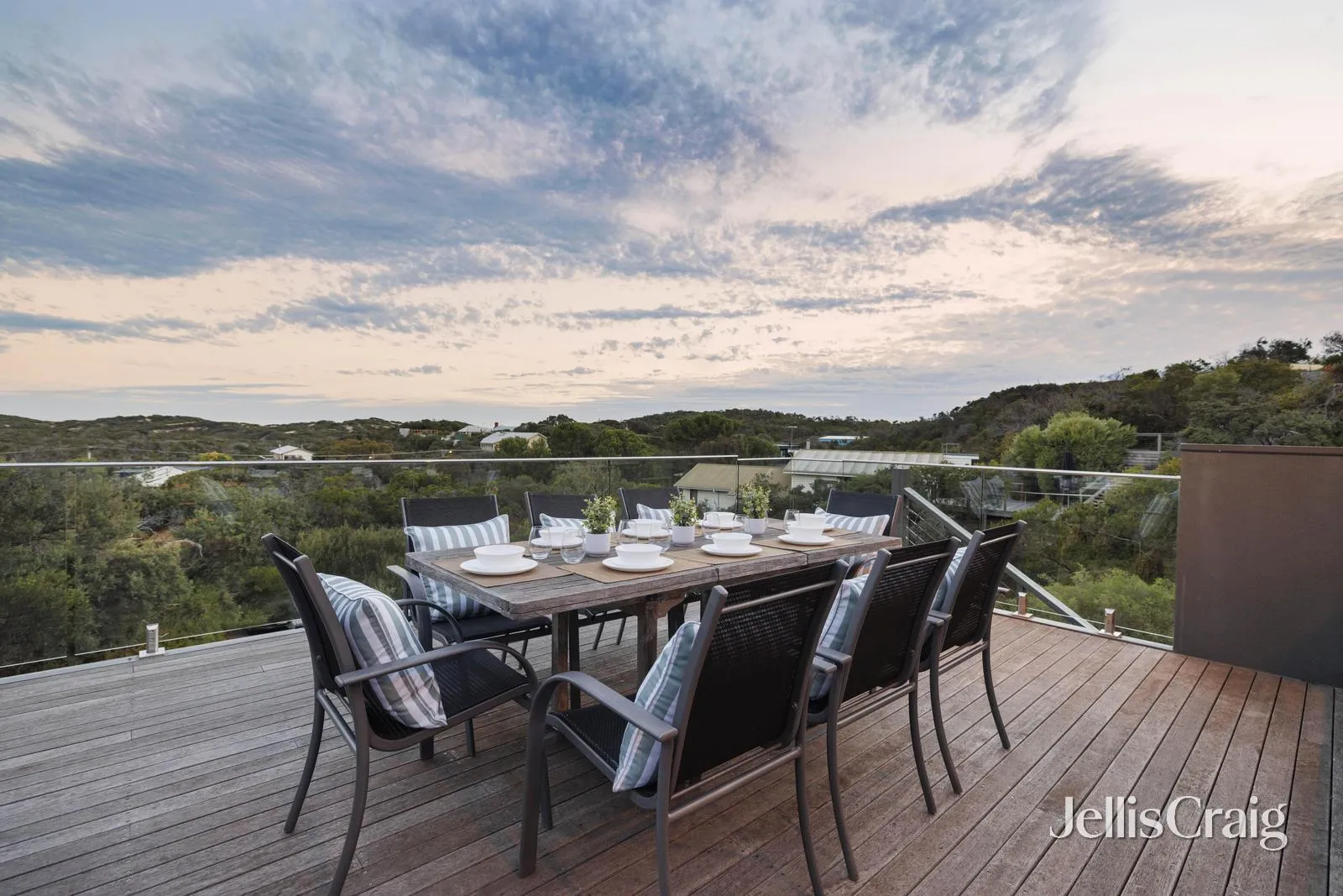 A tranquil haven with abundant land, views and ocean nearby