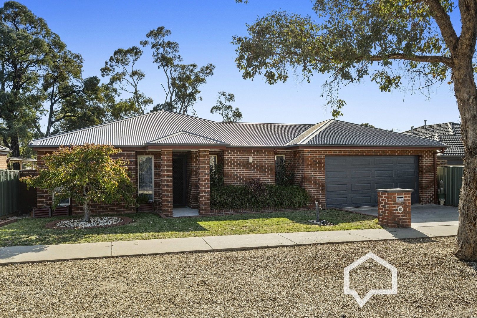 10 Irontree Close, Kangaroo Flat VIC 3555, Image 0