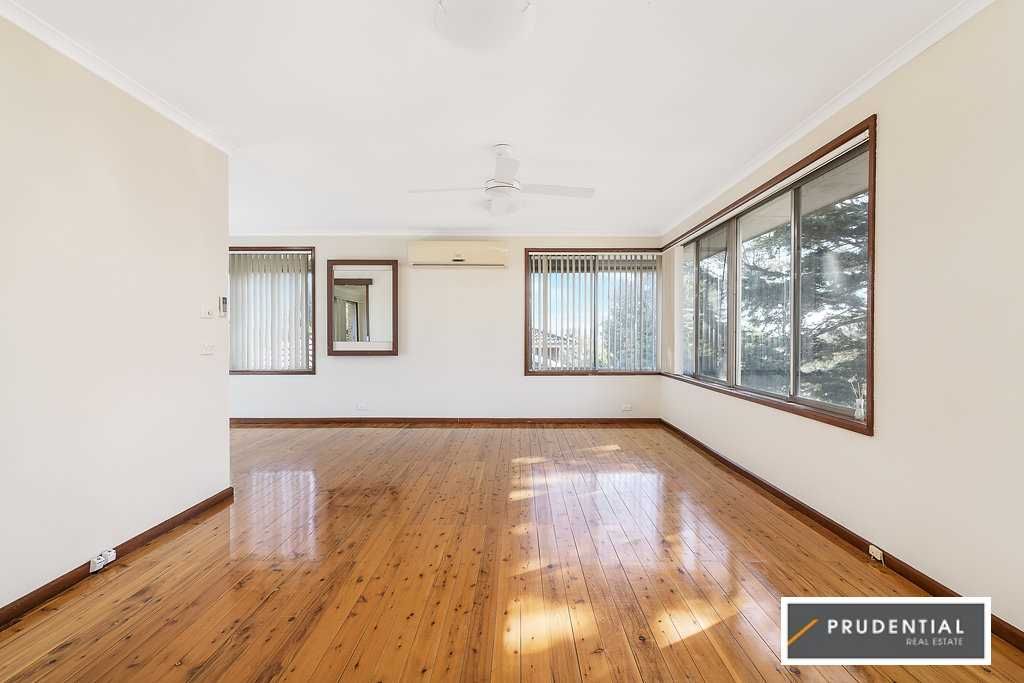 24 Campbellfield Avenue, Bradbury NSW 2560, Image 1