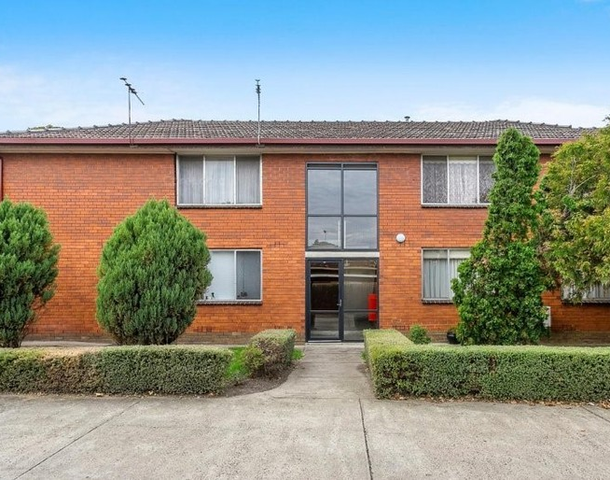 2/221 Blackshaws Road, Altona North VIC 3025