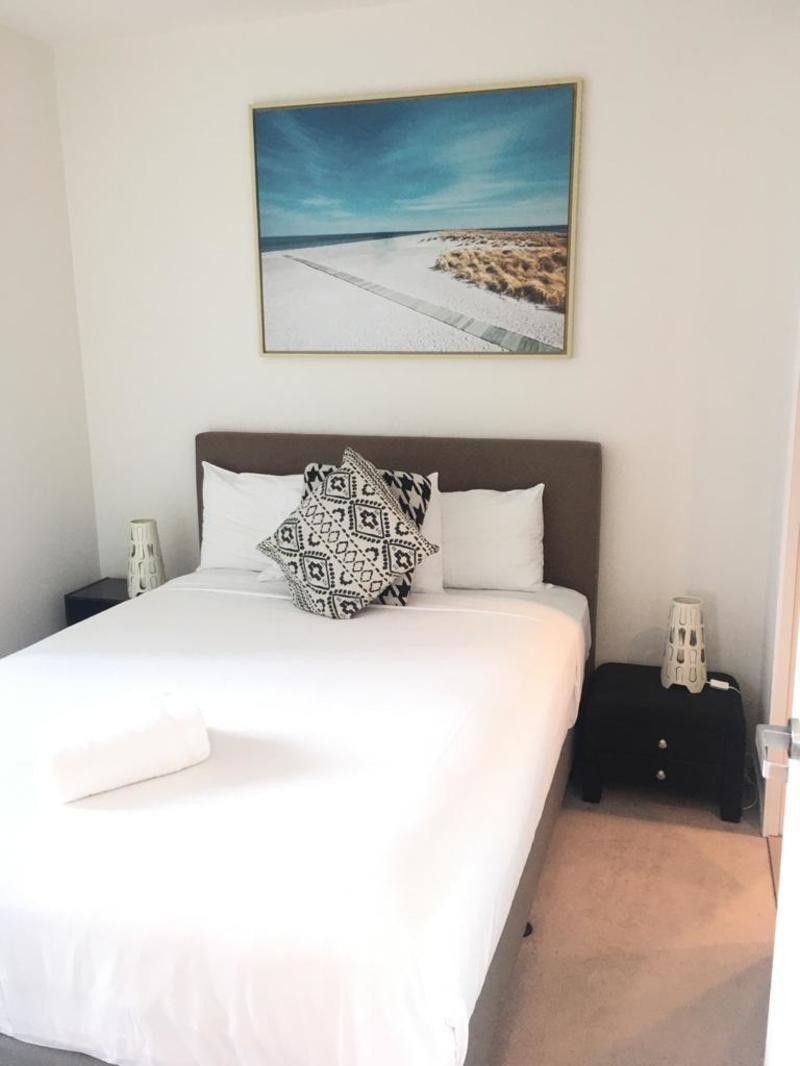1 bedrooms Apartment / Unit / Flat in 1417/70 Southbank Boulevard SOUTHBANK VIC, 3006