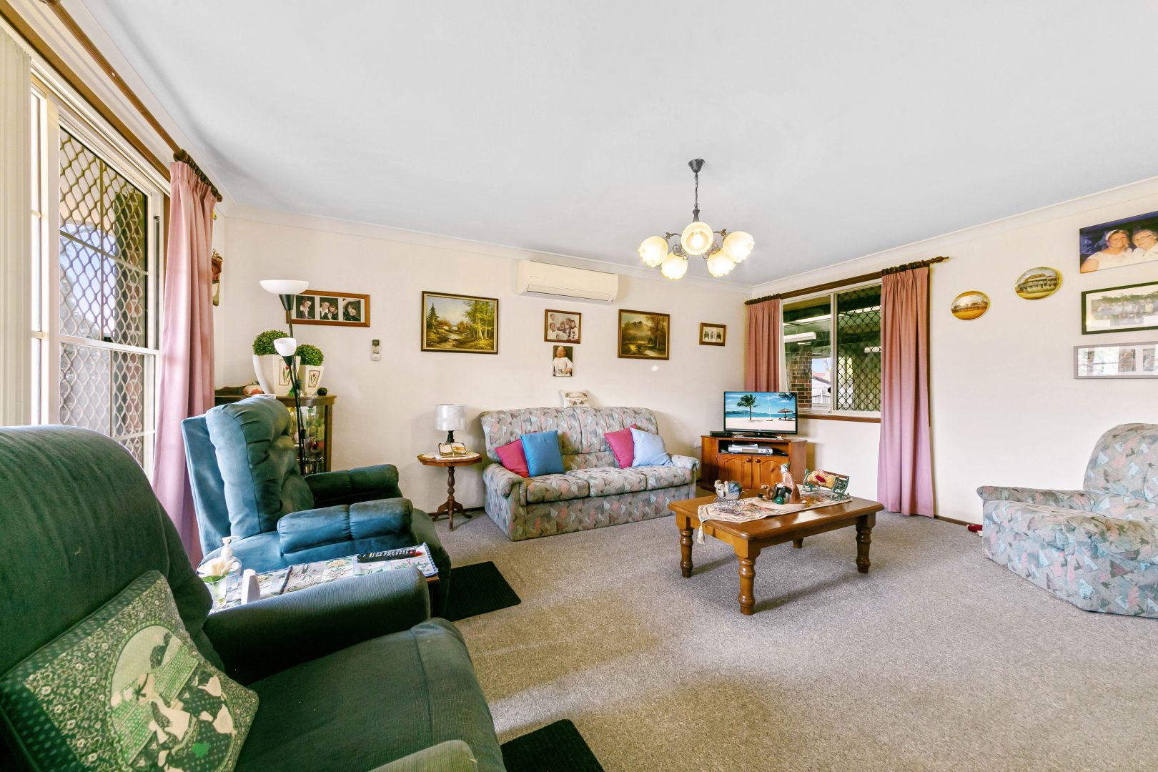 23 Courigal Street, Lake Haven NSW 2263, Image 2