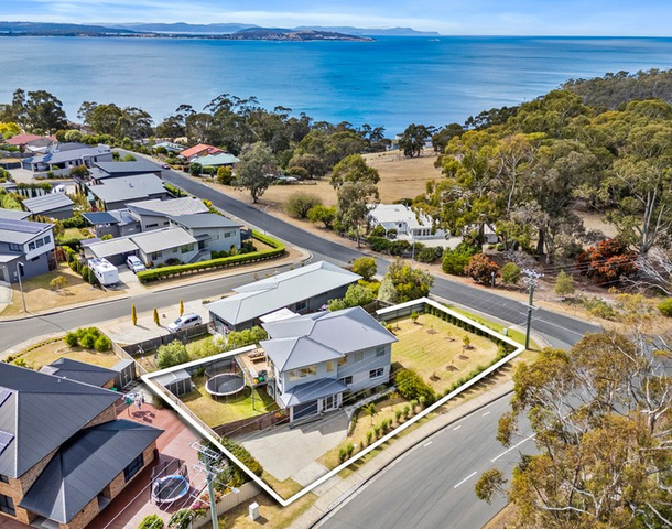 74 Tinderbox Road, Blackmans Bay TAS 7052