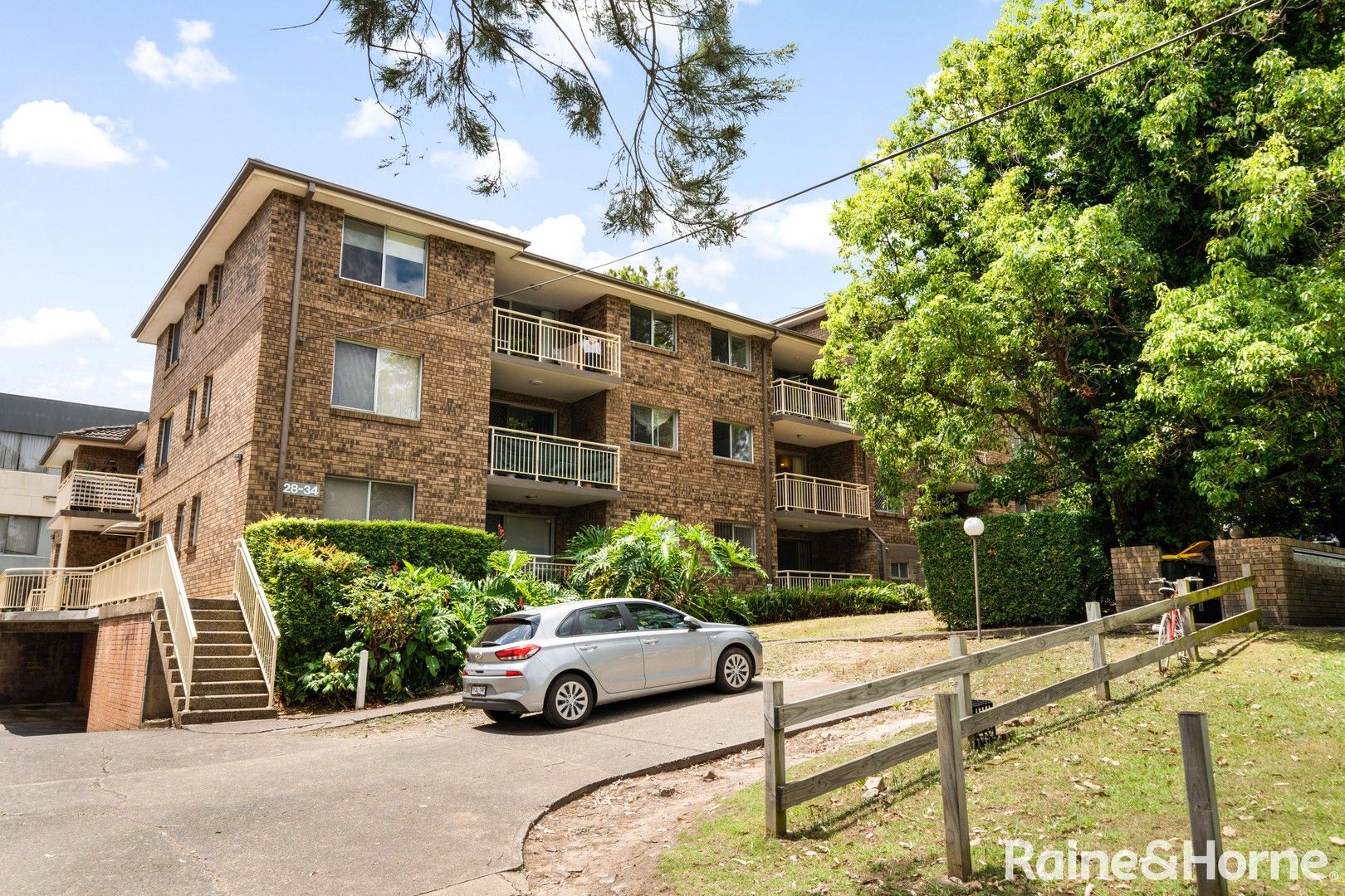 2 bedrooms Apartment / Unit / Flat in 4/28 First Avenue EASTWOOD NSW, 2122