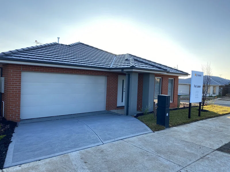 32 Hiskey Crescent, Werribee VIC 3030