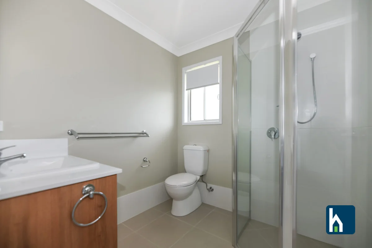 Additional image 5 of 1/8 Siffleet Terrace, Gunnedah NSW 2380