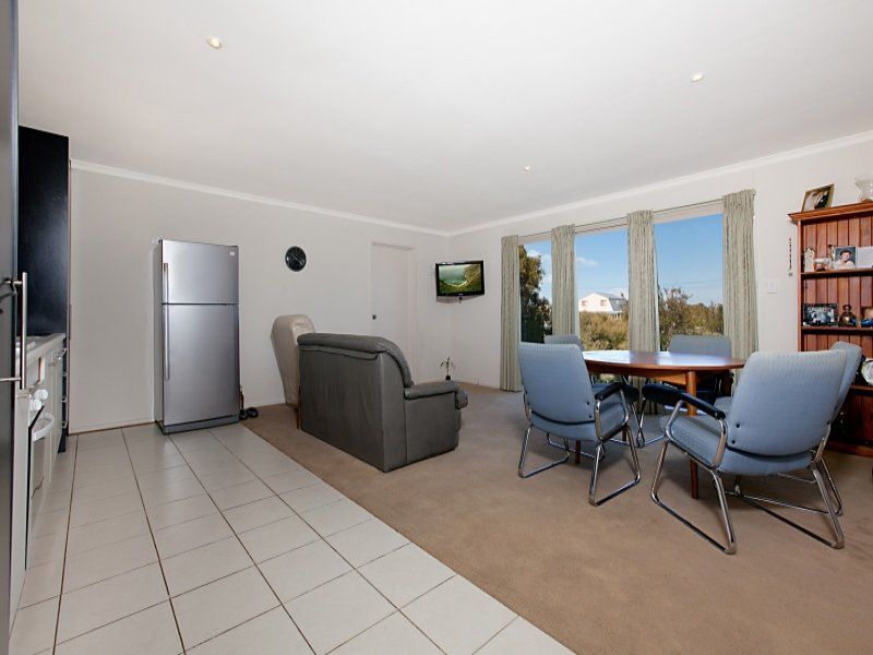 3 Pelican Court, THOMPSON BEACH SA 5501, Image 2