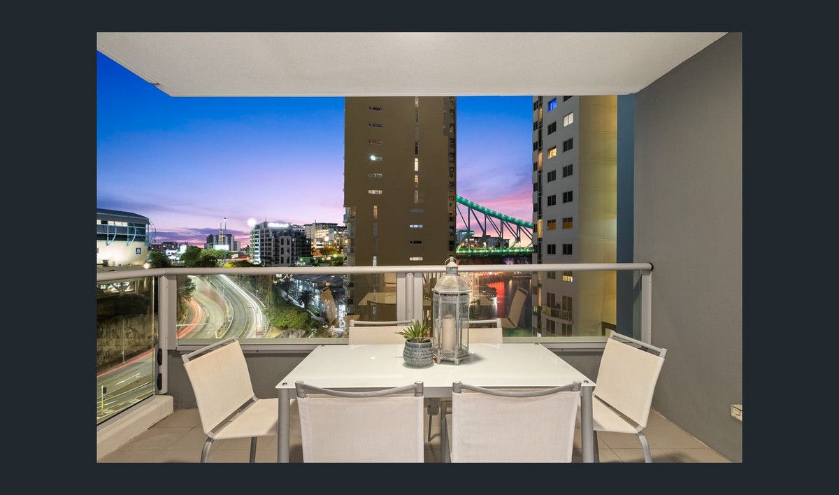 1 bedrooms Apartment / Unit / Flat in 105/30 Macrossan Street BRISBANE CITY QLD, 4000