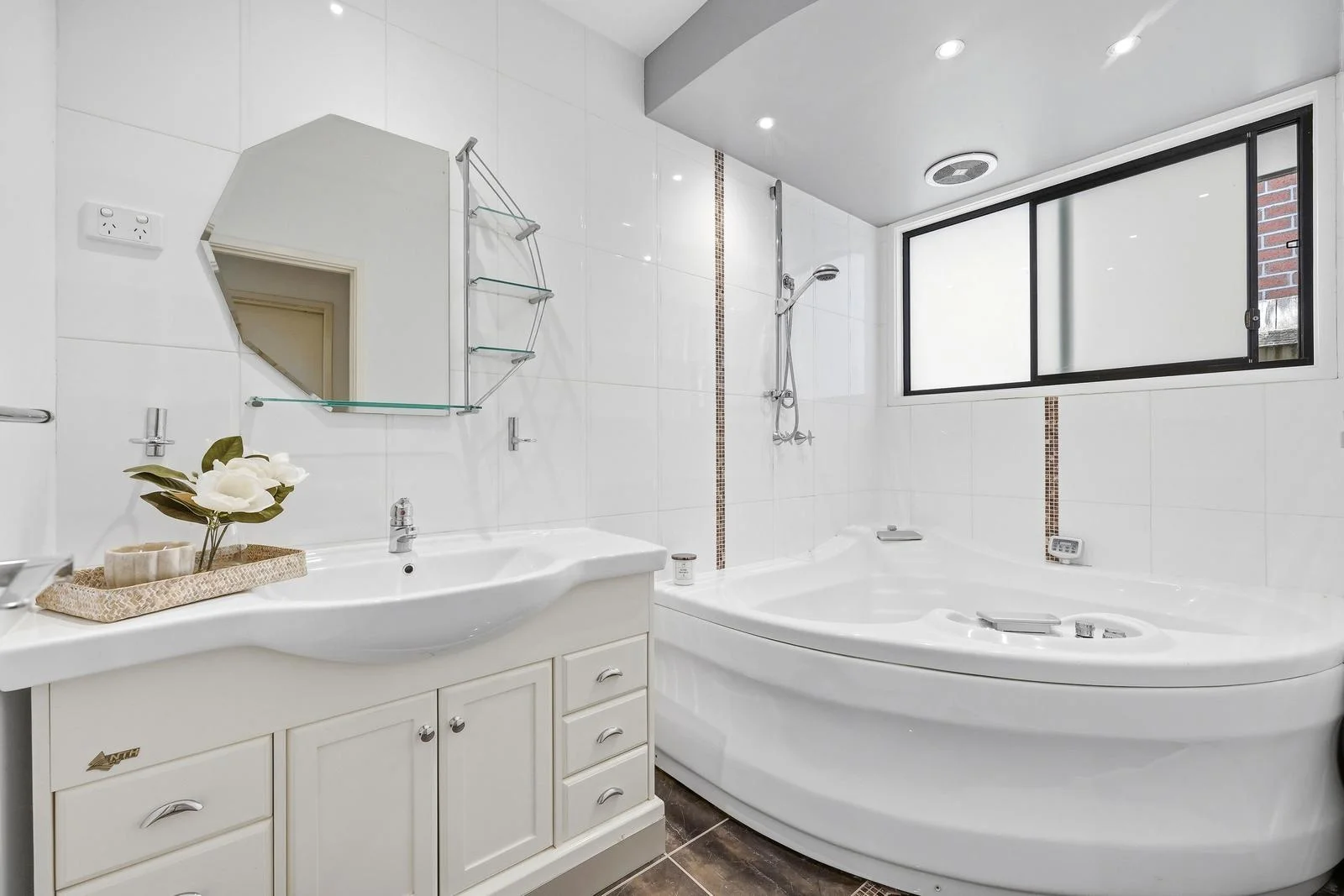 Additional image 10 of 2/105 Boyd Street, Dandenong North VIC 3175