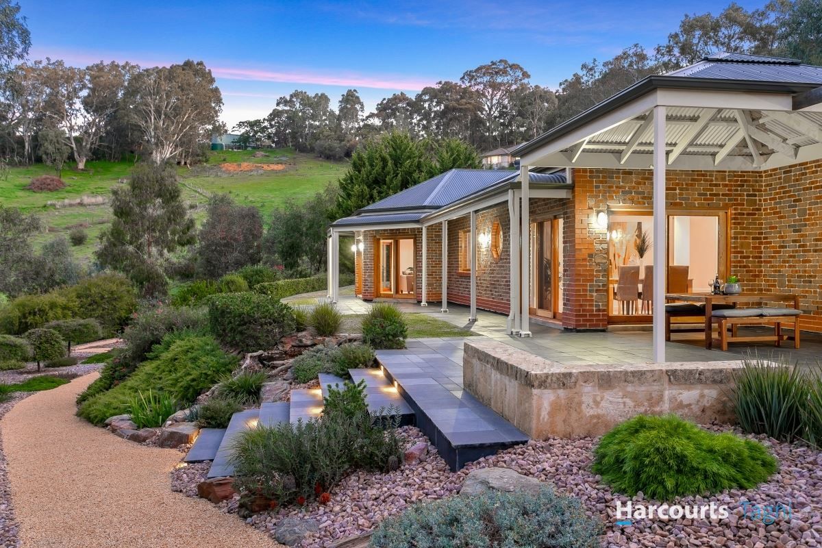 18 Scenic Court, Chandlers Hill SA 5159, Image 0