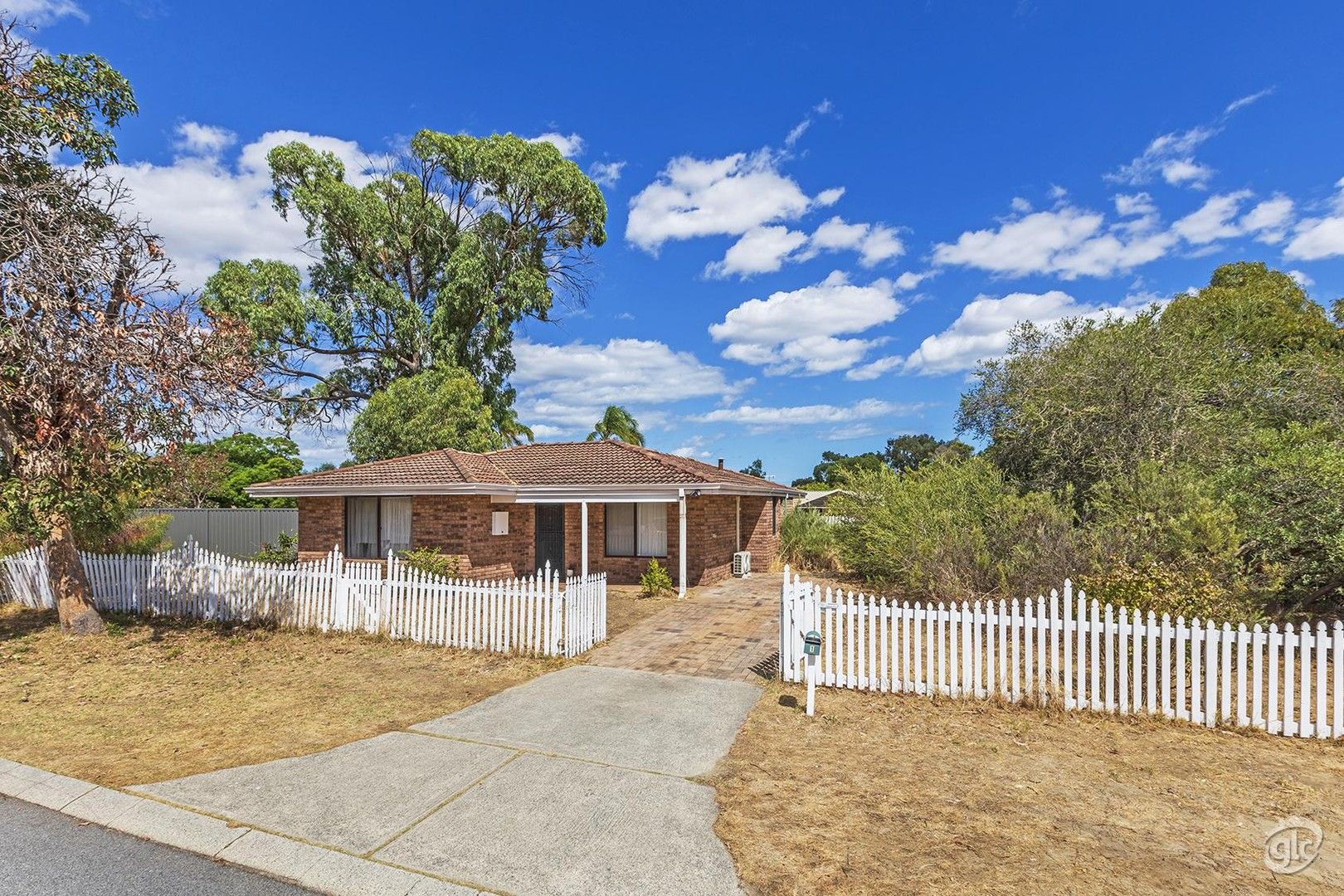 3 bedrooms House in 1 Bimble Close SOUTH LAKE WA, 6164