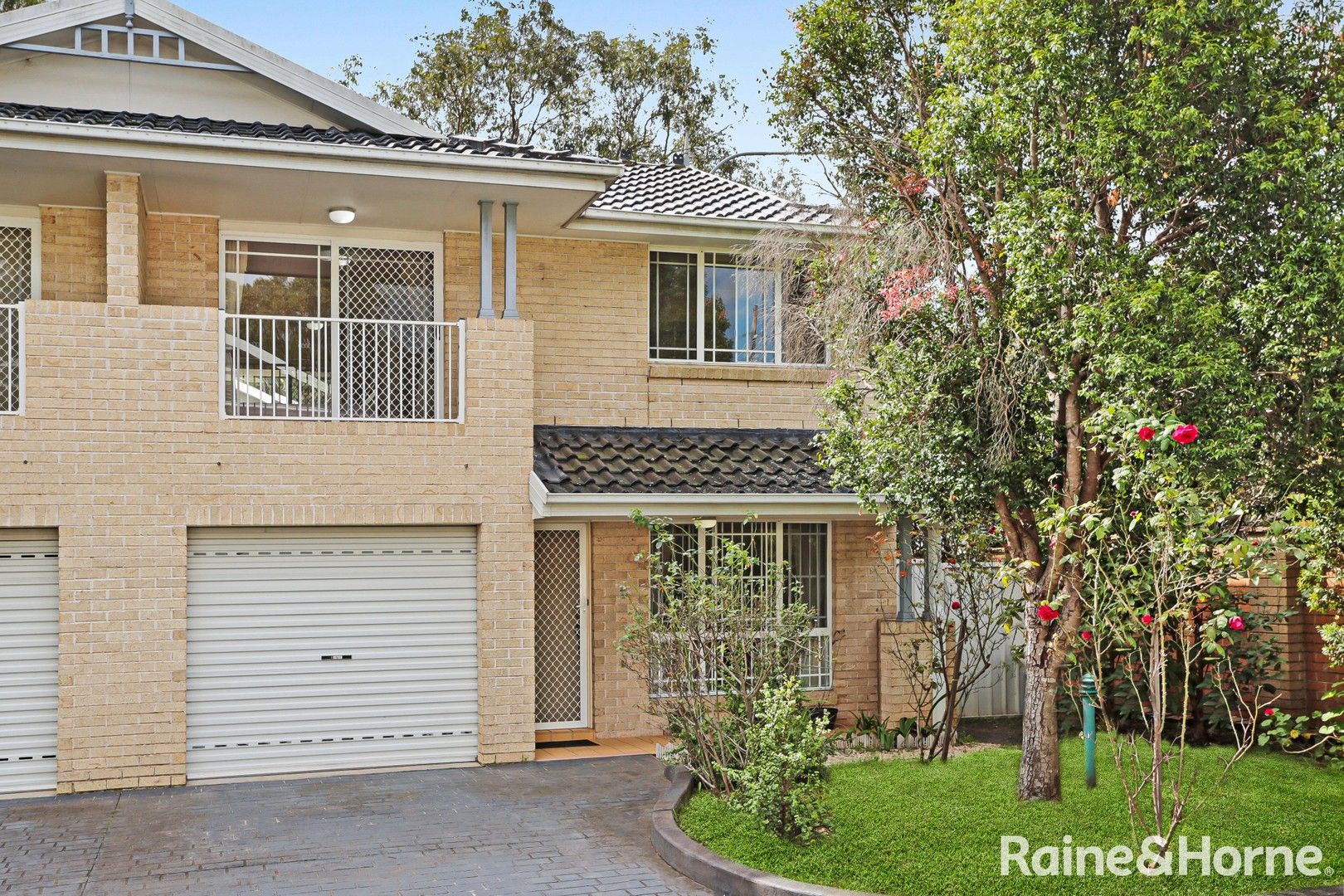3 bedrooms Townhouse in 6/15 CADOGAN ROAD MACQUARIE FIELDS NSW, 2564