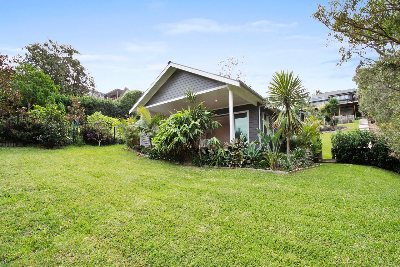 17a Hillcrest Avenue, Mona Vale NSW 2103, Image 0