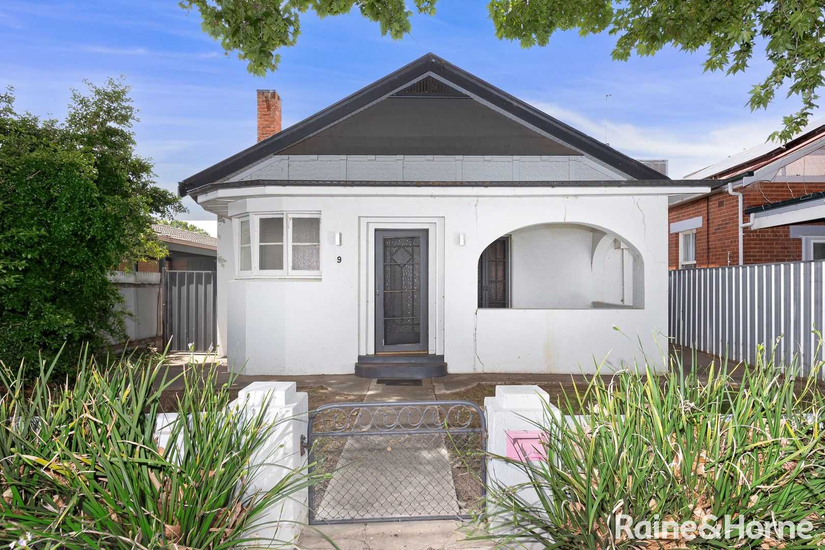 9 Fox Street, Wagga Wagga NSW 2650, Image 0