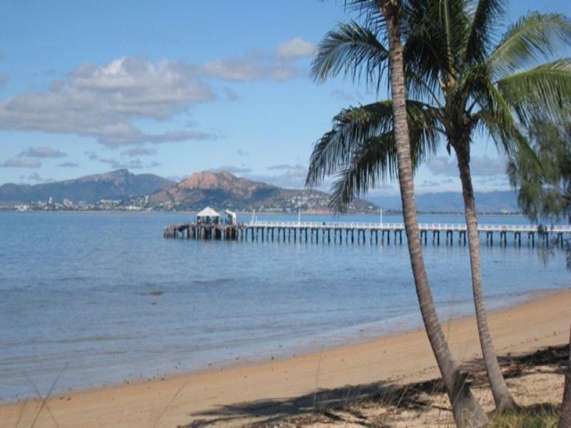 9/11 Esplanade, Picnic Bay QLD 4819, Image 1