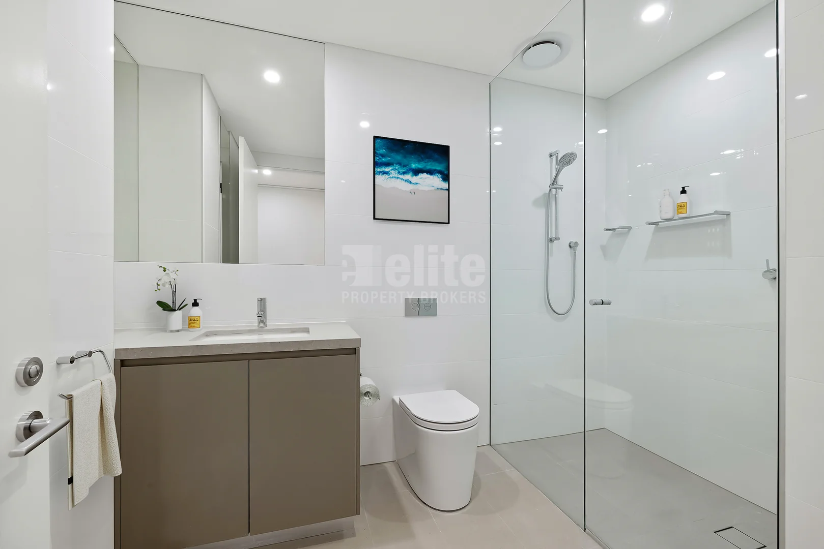 Additional image 5 of 109/1 Cassins Avenue, North Sydney NSW 2060