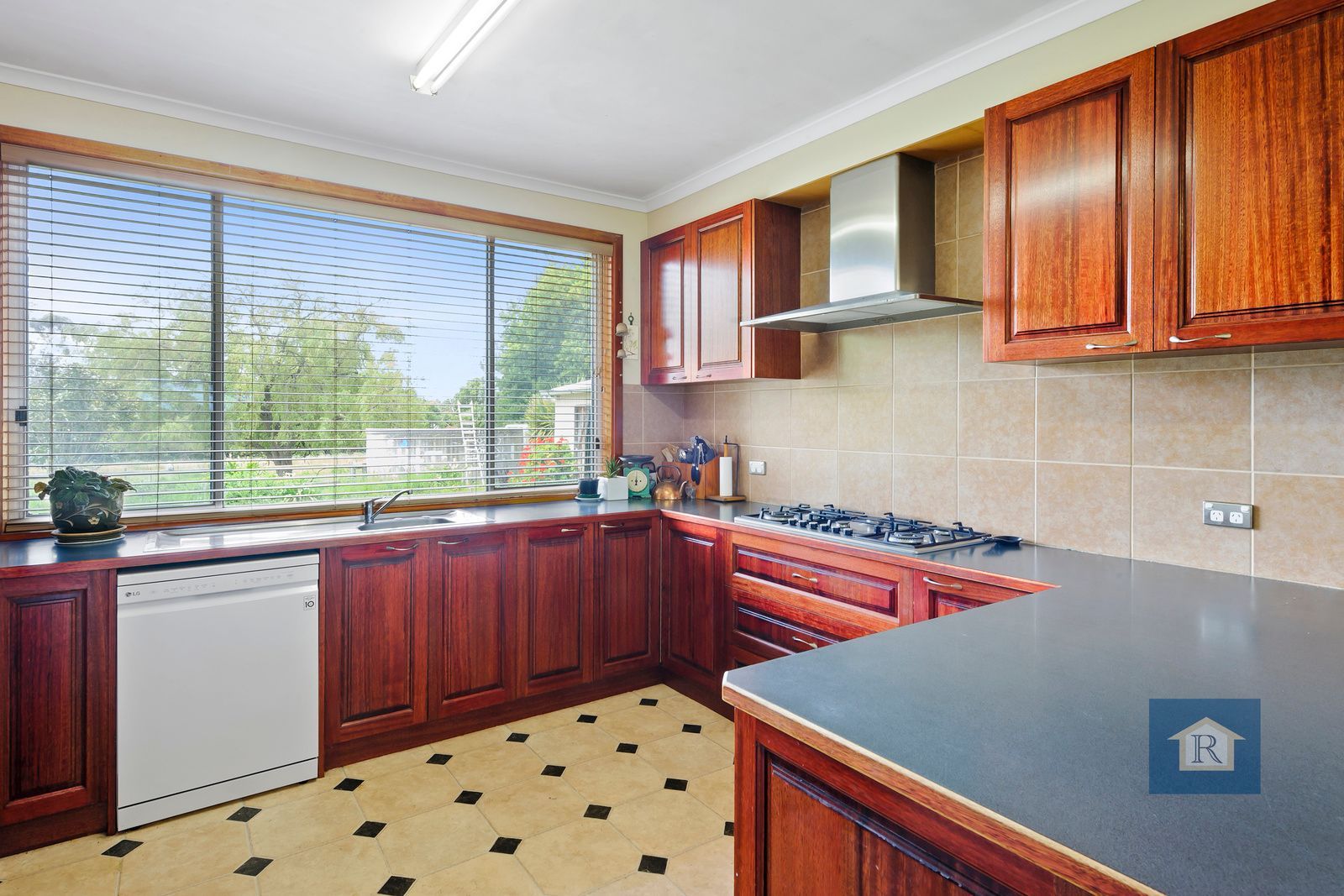 179 Valley View Road, Princetown VIC 3269, Image 2