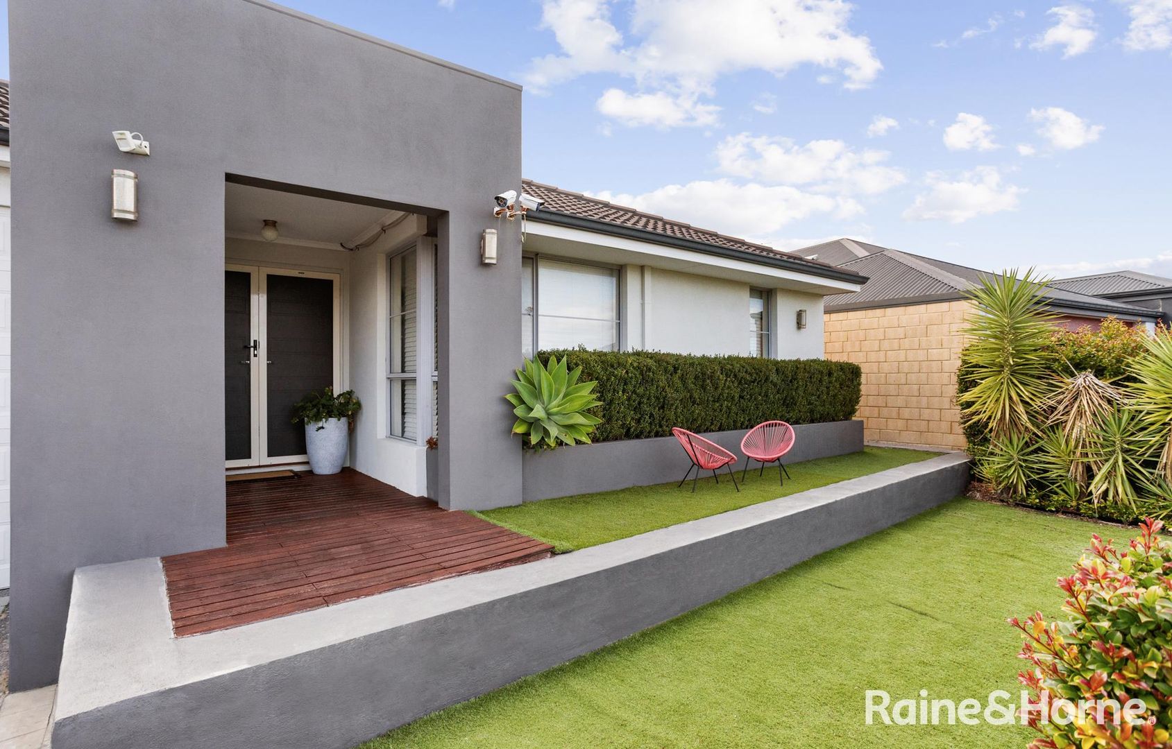 12 Biltmore Street, Landsdale WA 6065, Image 2